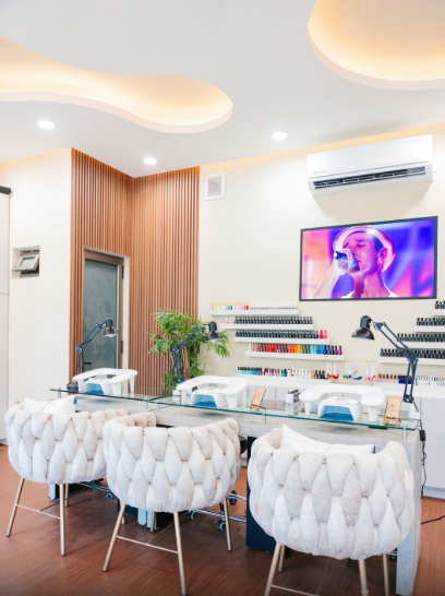 Maya Beauty Lounge - Estudio de belleza, diseño de uñas florales y micropigmentación en Tepic